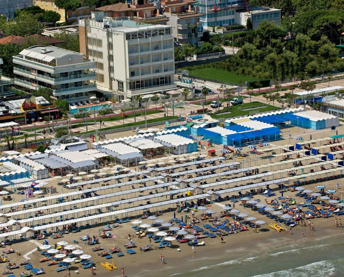 Residence Riccione Beach Apartments 外观 照片